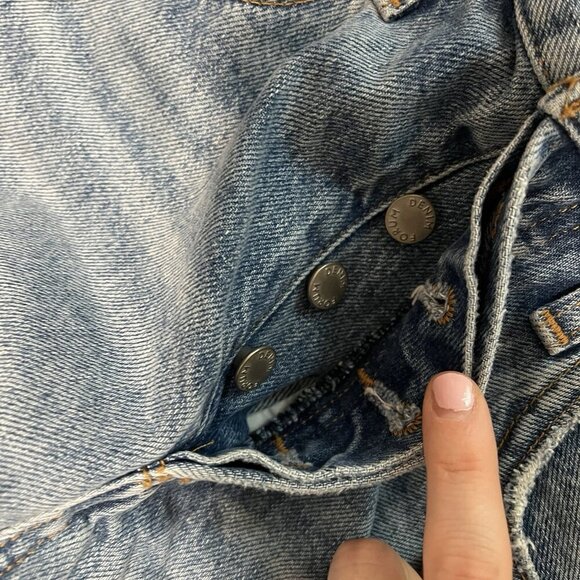 Denim Forum NWT The Yoko Jean Shorts‎ Size 26 - Picture 7 of 10